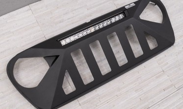 Тюнінгова решітка радіатора Jeep Wrangler JL модель MASTODON з LED 150W фото