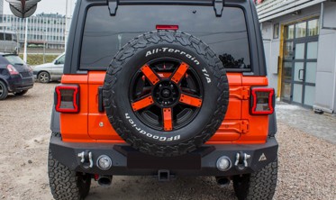 задній бампер Jeep Wrangler JL LED 12W фото
