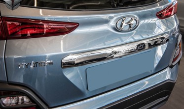 накладка на крышку багажника Hyundai KONA 2017+ фото