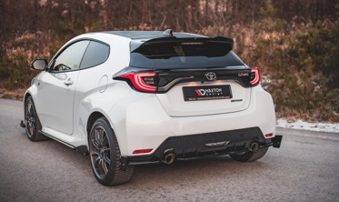 Накладка на спойлер Toyota GR Yaris MK4 фото