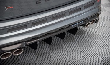 Центральная накладка заднего бампера Cupra Ateca фото