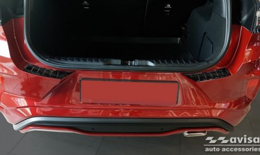 Карбонова накладка для заднього бампера Ford Puma фото