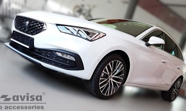 Защитная накладка заднего бампера Seat Leon 4 Sportstourer черная фото