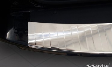 Захисна накладка для заднього бампера Toyota Rav 4 фото