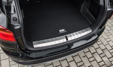накладка в багажник BMW X1 фото