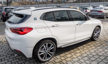 пороги (подножки боковые) BMW X2 фото