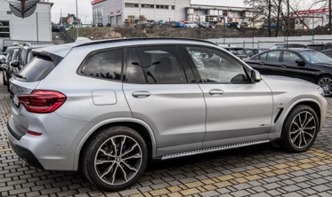 пороги (подножки боковые) BMW X3 G01 фото