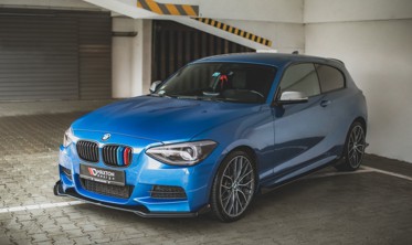 Дифузор переднього бампера з накладками Racing BMW M135I F20 фото