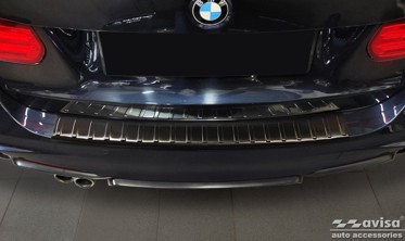 Защитная накладка на бортик заднего бампера BMW 3 F31 Touring черная  фото