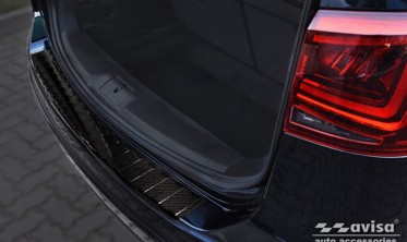 Карбоновая накладка на бортик заднего бампера Seat Alhambra II фото