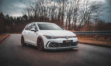 Диффузор тюнинговый под передний бампер VW Golf 8 GTI / R-Line вер.4 фото