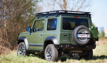Крепление запасного колеса Suzuki Jimny (2018-...)  фото