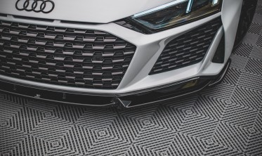 Тюнинговая накладка переднего бампера Audi R8 MK2 рестайл фото