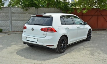 Бічні накладки заднього бампера Volkswagen Golf VII дорестайл фото