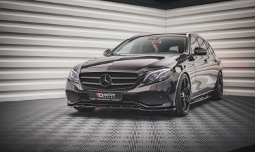 Накладка переднього бампера Mercedes E W213 фото