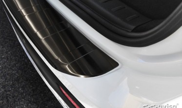 защитная накладка на задний бампер Mercedes GLB X247, черная фото