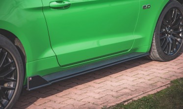 Накладки под боковые пороги Racing Ford Mustang MK6 FL версия GT фото
