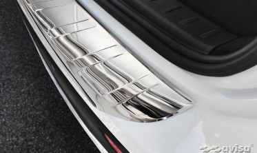 Накладка на бортик заднего бампера из нержавейки Mercedes GLB X247 фото
