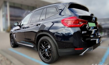 Защитная планка на задний бампер BMW iX3 G08, черная фото