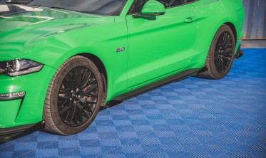Лістви (накладки) під пороги з накладками Street pro Ford Mustang MK6 FL GT фото