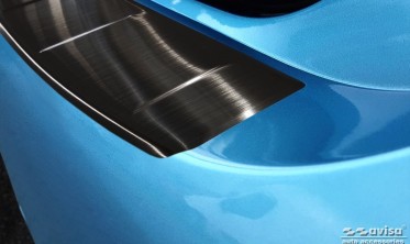 Защитная планка с бортиком на задний бампер Renault Zoe рестайл, черная фото