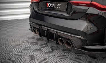 Центральная накладка под задний бампер Street pro BMW M4 G82 фото