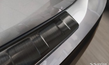 Защитная планка на задний бампер Skoda Enyaq iV фото