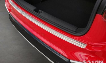 защитная накладка заднего бампера из нержавейки AUDI Q2 рестайл фото