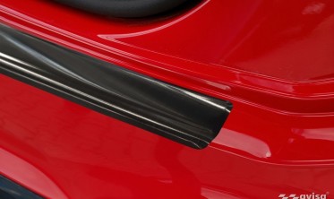 накладка на борт заднього бампера AUDI Q2 післярестайл фото