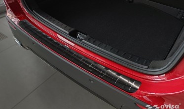 Захисна накладка (ліства) на задній бампер Mercedes GLA II (H247) фото