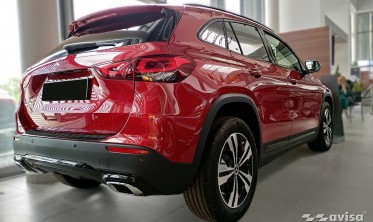 Захисна накладка (ліства) на задній бампер Mercedes GLA II (H247) фото