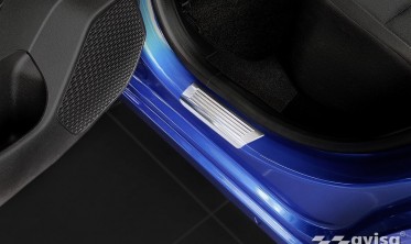 защитные накладки на порожки Dacia Sandero 3 фото