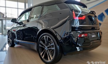 защитная листва на бортик заднего бампера BMW i3 (i01) FL фото