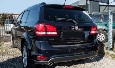 нижняя накладка на крышку багажника Dodge Journey фото