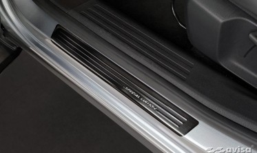 защитные накладки на порожки Citroen C4 III / e-C4, черные фото