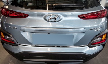 накладка на кромку крышки багажника Hyundai KONA 2017+ фото