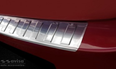 защитная накладка бампера из нержавейки Hyundai i10 III фото