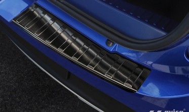Защитная планка на задний бампер Dacia Sandero 3 фото