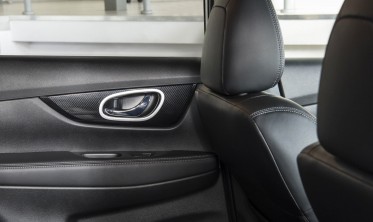 накладки внутренних ручек NISSAN X-TRAIL 2013-... фото