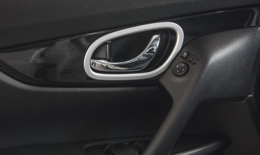 накладки внутренних ручек NISSAN X-TRAIL 2013-... фото
