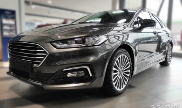 защитная накладка на задний бампер Ford Mondeo Mk5 фото