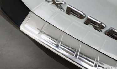 захисна накладка заднього бампера Renault Express фото