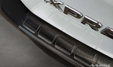 Тюнінг накладка для захисту заднього бампера Renault Express фото