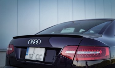 Тюнинговый cap спойлер Audi A6 C6 седан рестайл, версия S-line  фото