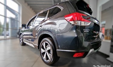 защитные накладки на пороги Subaru Forester 5 фото