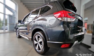 Защитная планка на задний бампер Subaru Forester 5 фото