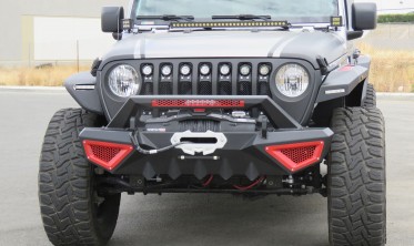 стальной передний бампер с дугой для Jeep Wrangler JL фото