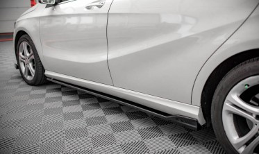 Тюнинговые накладки под пороги Mercedes A W176 вер. 1 фото