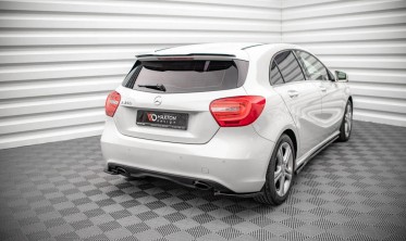Бічні накладки під задній бампер Mercedes A W176 вер. 2 фото