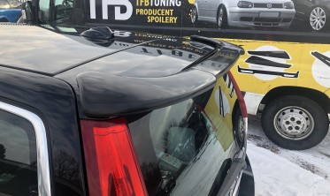 Спойлер задней двери Volvo V70 / XC70 стиль Sport фото